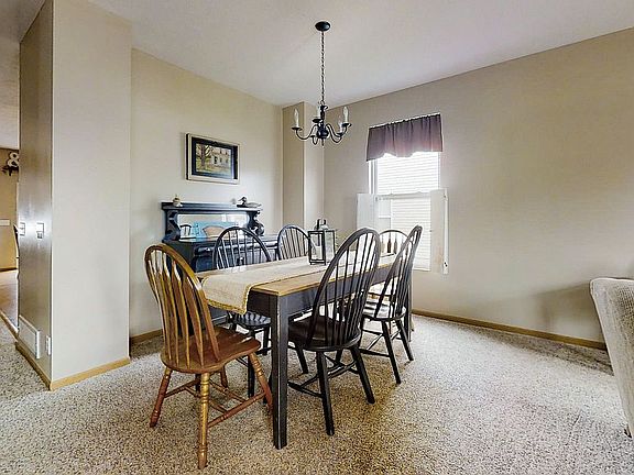 5th image of 19824 Hazelnut Dr