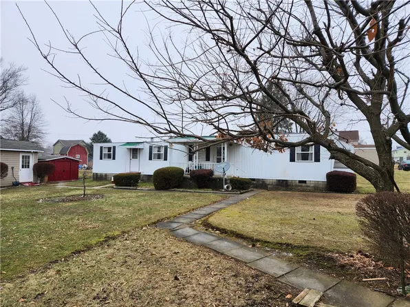 314 Vernon Ave, Latrobe, PA 15650