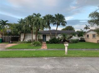 10841 SW 67th Dr, Miami, FL 33173