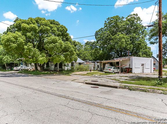 4th image of 200 Austin Rd