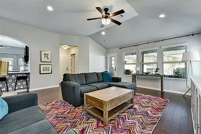 808 Bryce Canyon Dr — Photo 13