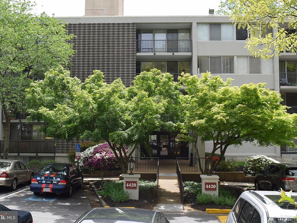 1st image of 4420 Briarwood Ct N APT 48