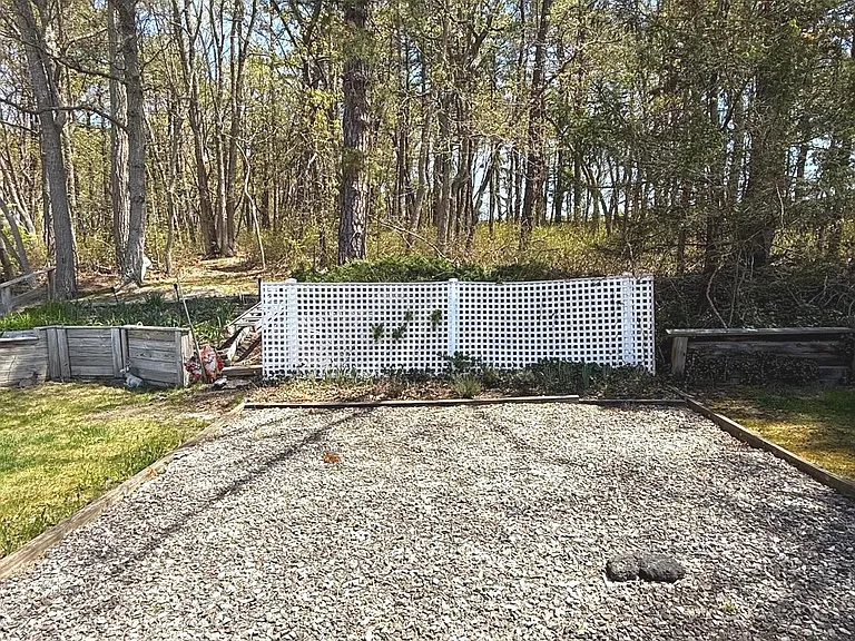 62 Kingston Way — Photo 16