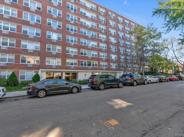 172-70 Highland Avenue #6B, Jamaica Estates, NY 11432