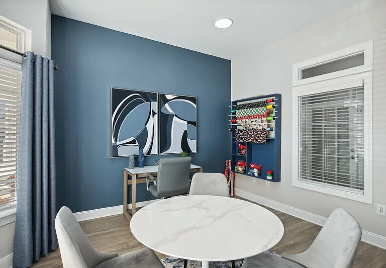 61Ninety West — Photo 19