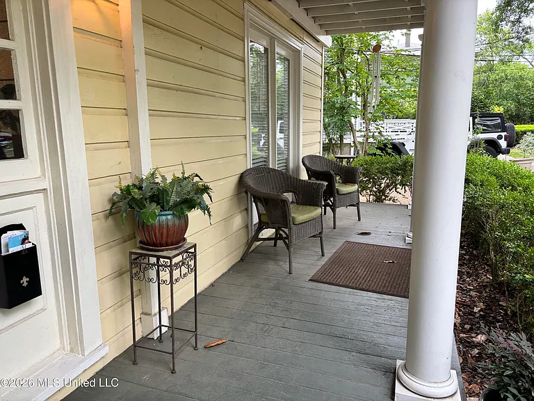 1710 N State St #1 — Photo 4