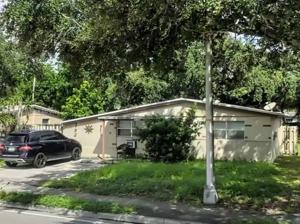 5801 Sheridan St, Hollywood, FL 33021