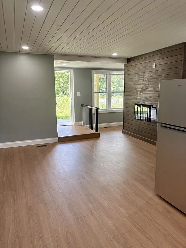 901 Winchester Hwy — Photo 3