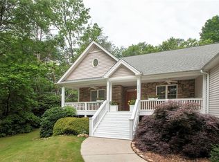 30268 Winchester Dr, Seneca, SC 29678
