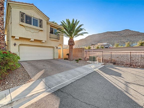 2nd image of 10147 Dragons Meadow Ct