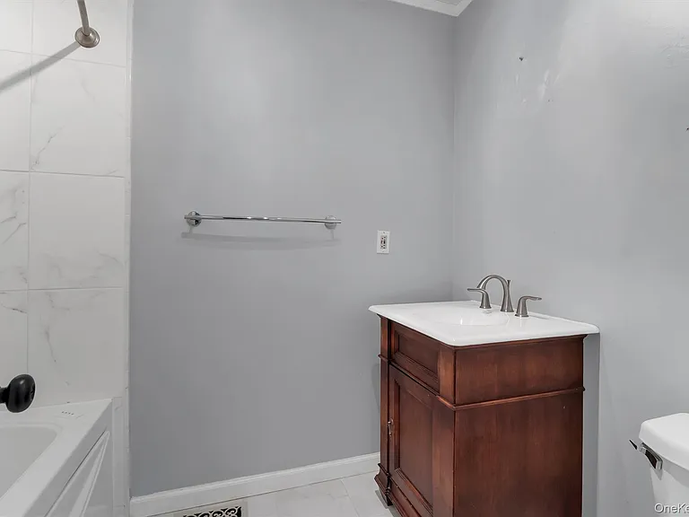 48 Homestead Village Dr — Photo 24