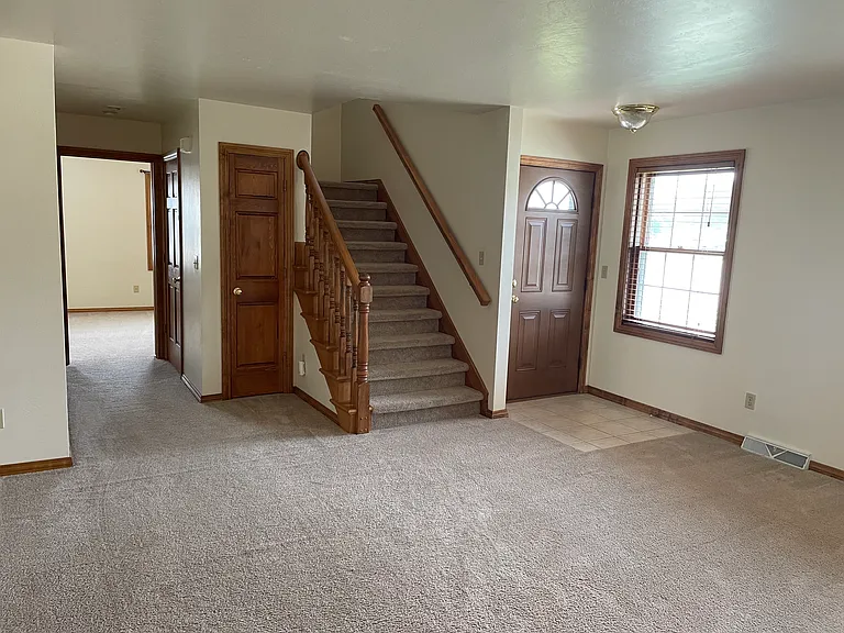772 Scheuring Rd — Photo 6