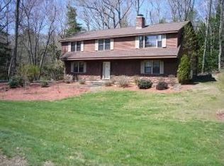 55 Laura Ln, Hampstead, NH 03841