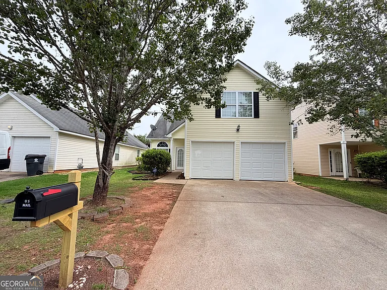 1007 Rolling Meadows Rd — Photo 2