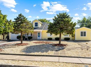 1111 Verdant Rd, Toms River, NJ 08753