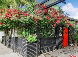 704 Palms Blvd, Venice, CA 90291