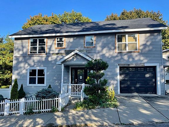 4th image of 323 E 11th Ave
