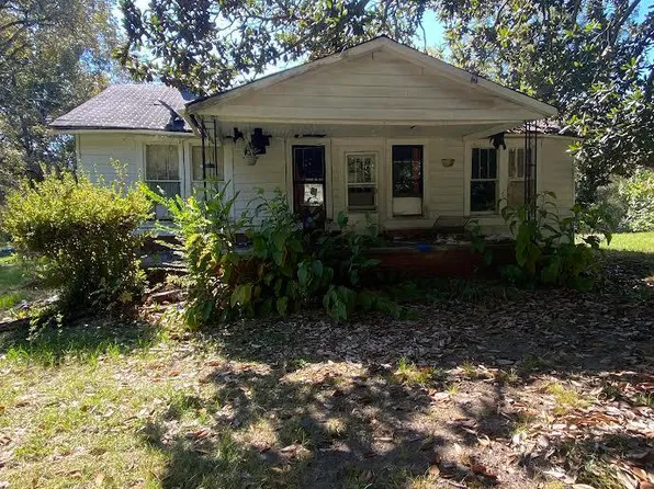 151 Pat Luckett Rd, Canton, MS 39046