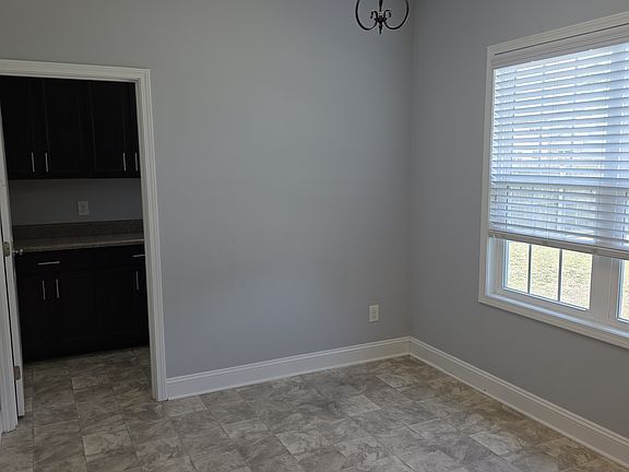 4th image of 4016 Stretton Ave