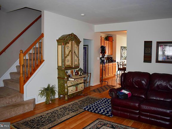 4th image of 29 Townes Pl