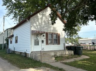 908 Fowler St, Sioux City, IA 51105