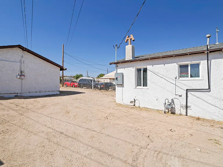 605 E Williams St #2 — Photo 9