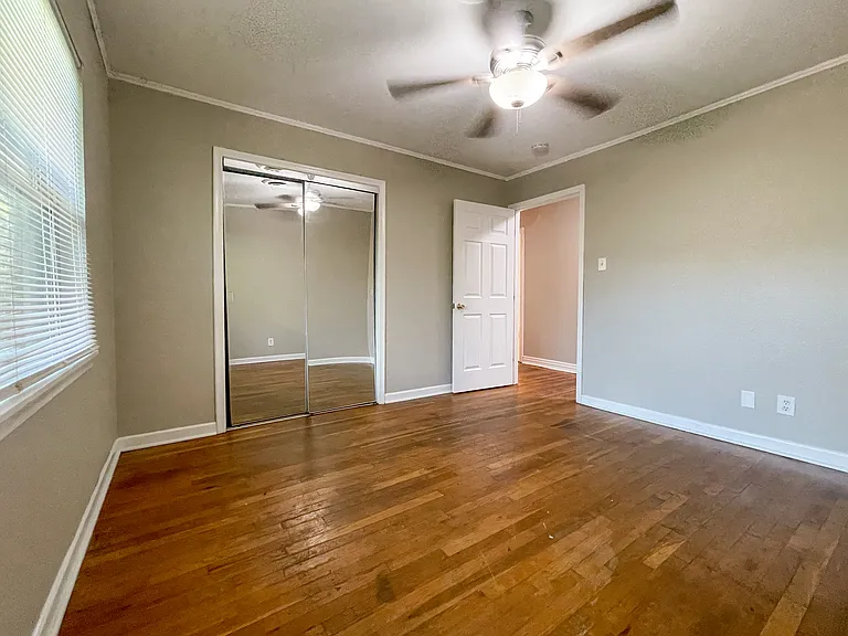 110 E San Benito Dr — Photo 15