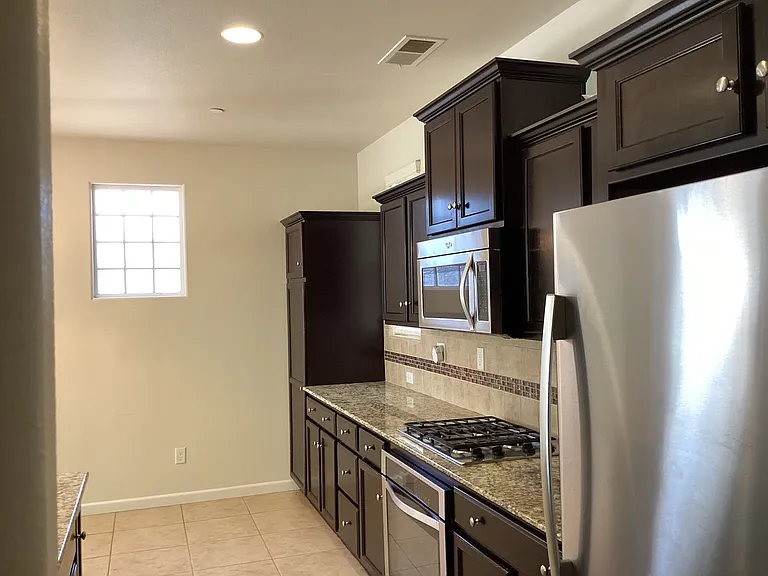 7009 N Harmony Dr — Photo 13