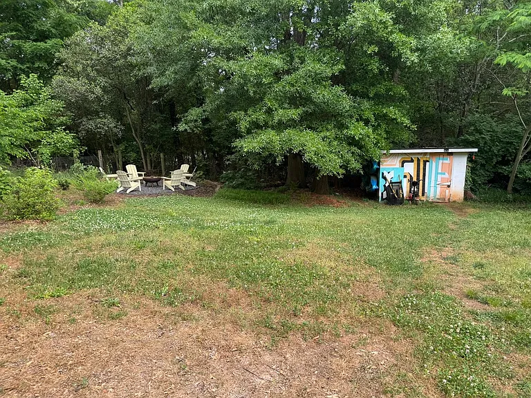 150 Hillside St — Photo 19