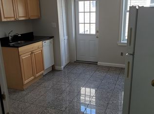 220 Hanover St, Boston, MA 02113