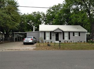 1406 Jones St, Taylor, TX 76574