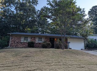 24 Rosewood Dr, Little Rock, AR 72209
