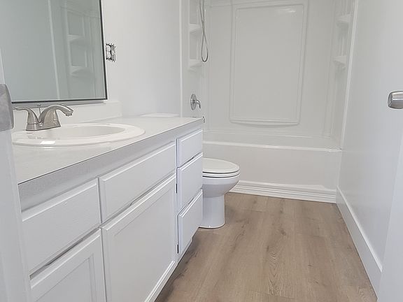 3rd image of 6914 NE 57th St