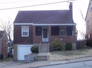 332 W Larkspur St, Homestead, PA 15120