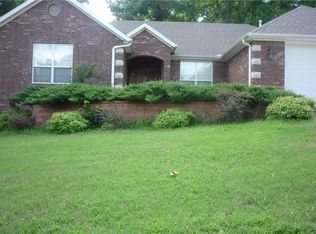 205 Tunbridge Dr, Bentonville, AR 72712