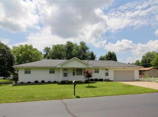 752 Dornseif Dr, Arnold, MO 63010