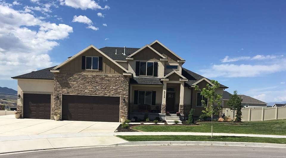 6732 W Seeley Dr. 