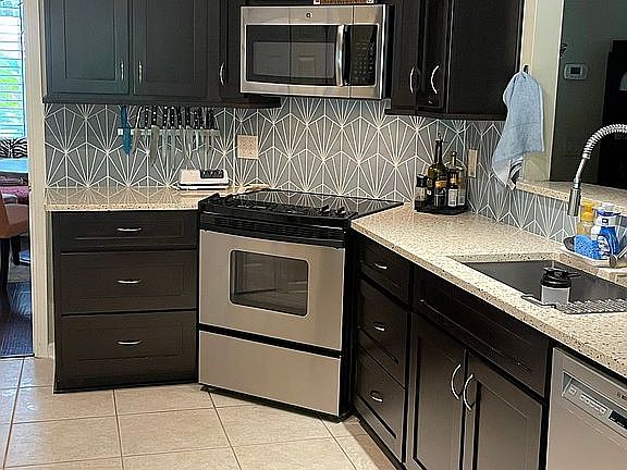 Kitchen 1