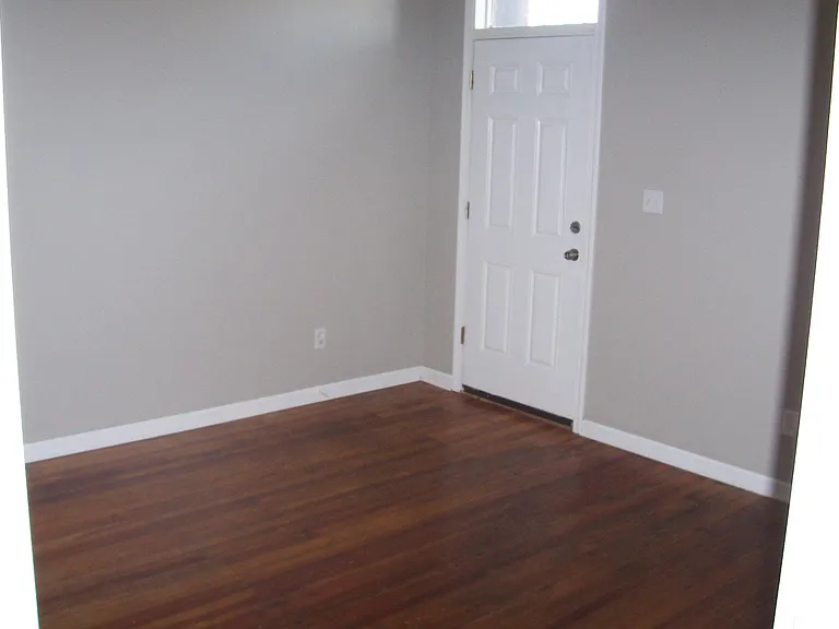 2235 Indiana Ave #2 — Photo 8