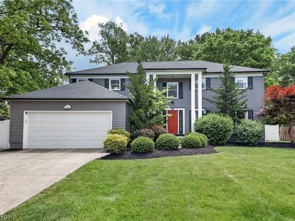 25643 Rustic Ln, Westlake, OH 44145