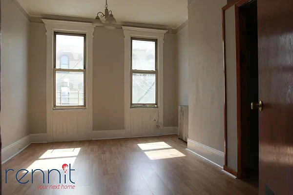 Rented by Rennit Inc. | media 21