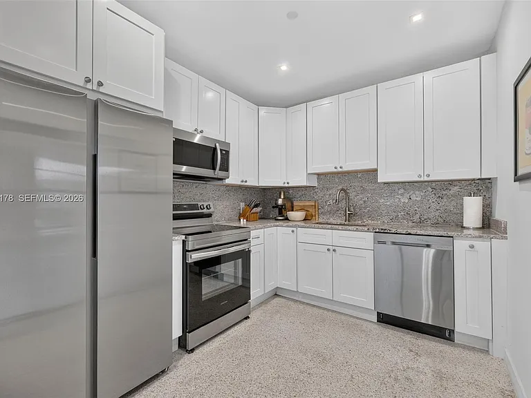 7516 Mutiny Ave — Photo 5