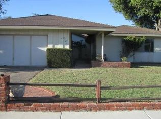 9321 Molokai Dr, Huntington Beach, CA 92646