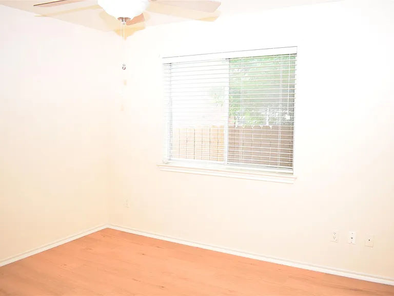 2418 Willow Way — Photo 19