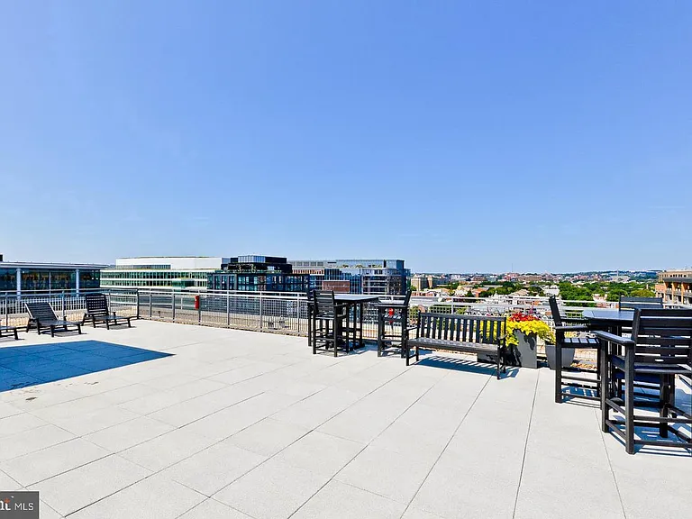 555 Massachusetts Ave NW #313 — Photo 42