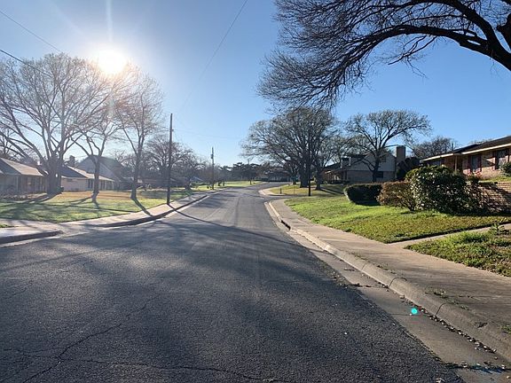 4th image of 1530 Russell Glen Ln