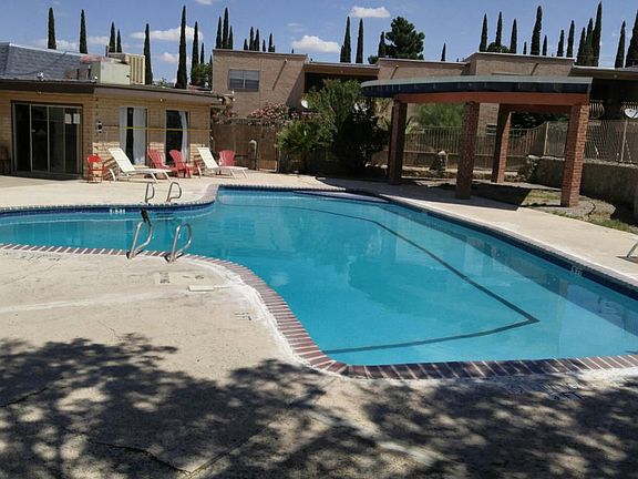 Sparkling Swimming Pool