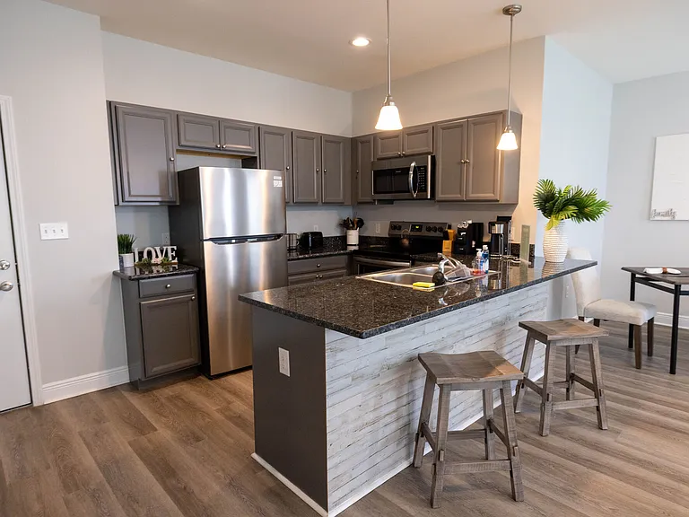 LTL Royal Palms Baton Rouge MT LLC — Photo 88