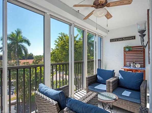 555 Park Shore DR #B411, NAPLES, FL 34103