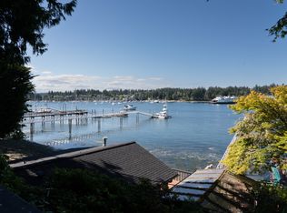 5811 Ward Ave NE, Bainbridge Island, WA 98110